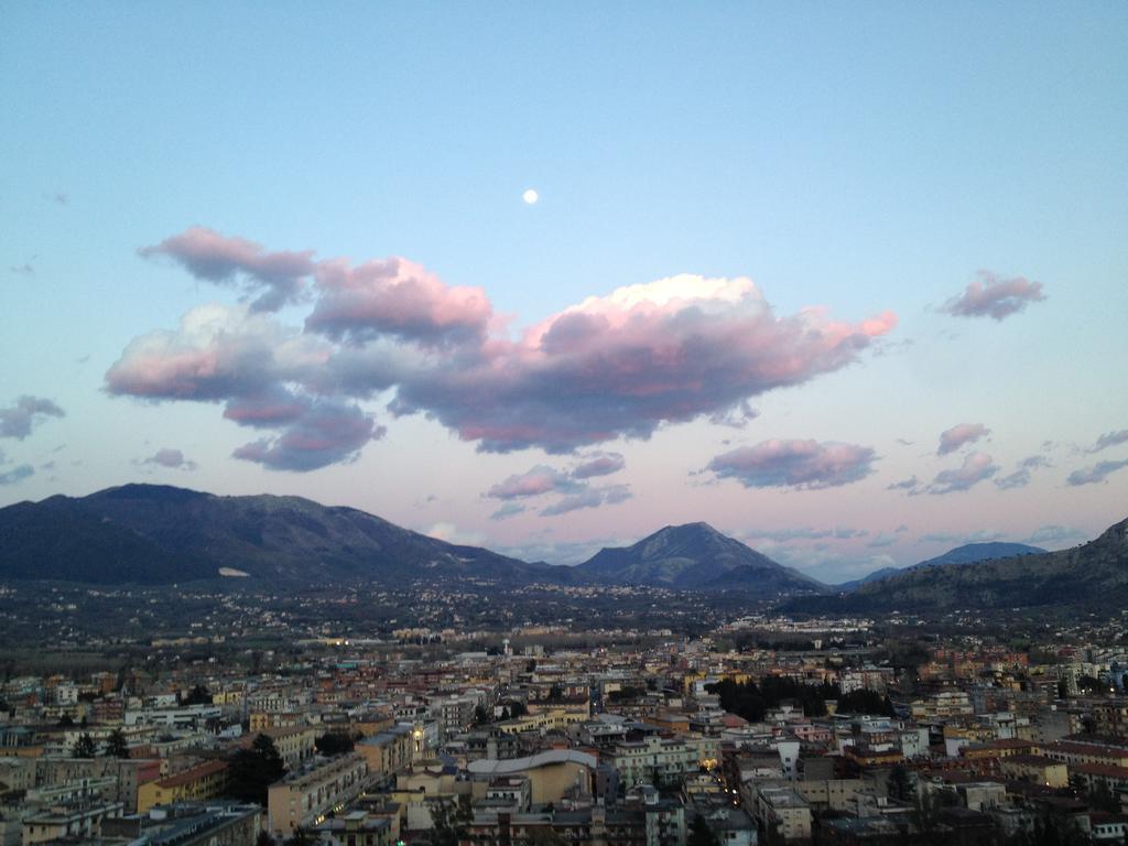 Apartament La Residenza Di Carolina Cassino Zewnętrze zdjęcie