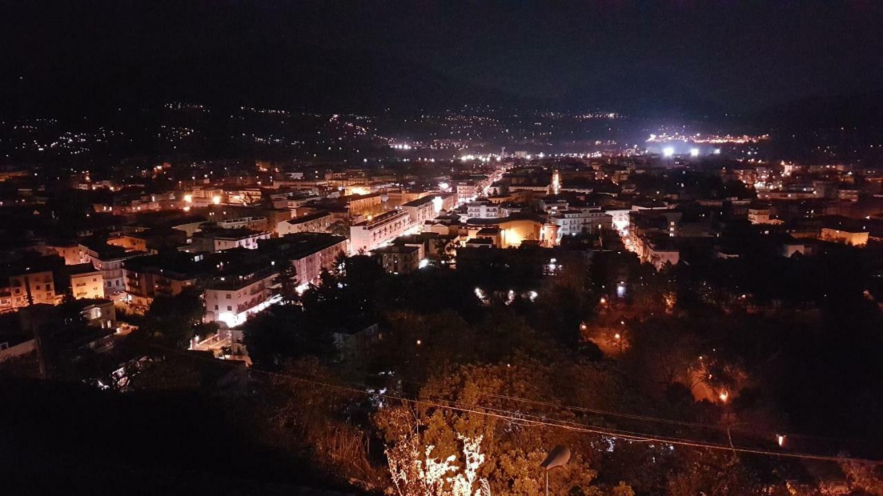 Apartament La Residenza Di Carolina Cassino Zewnętrze zdjęcie