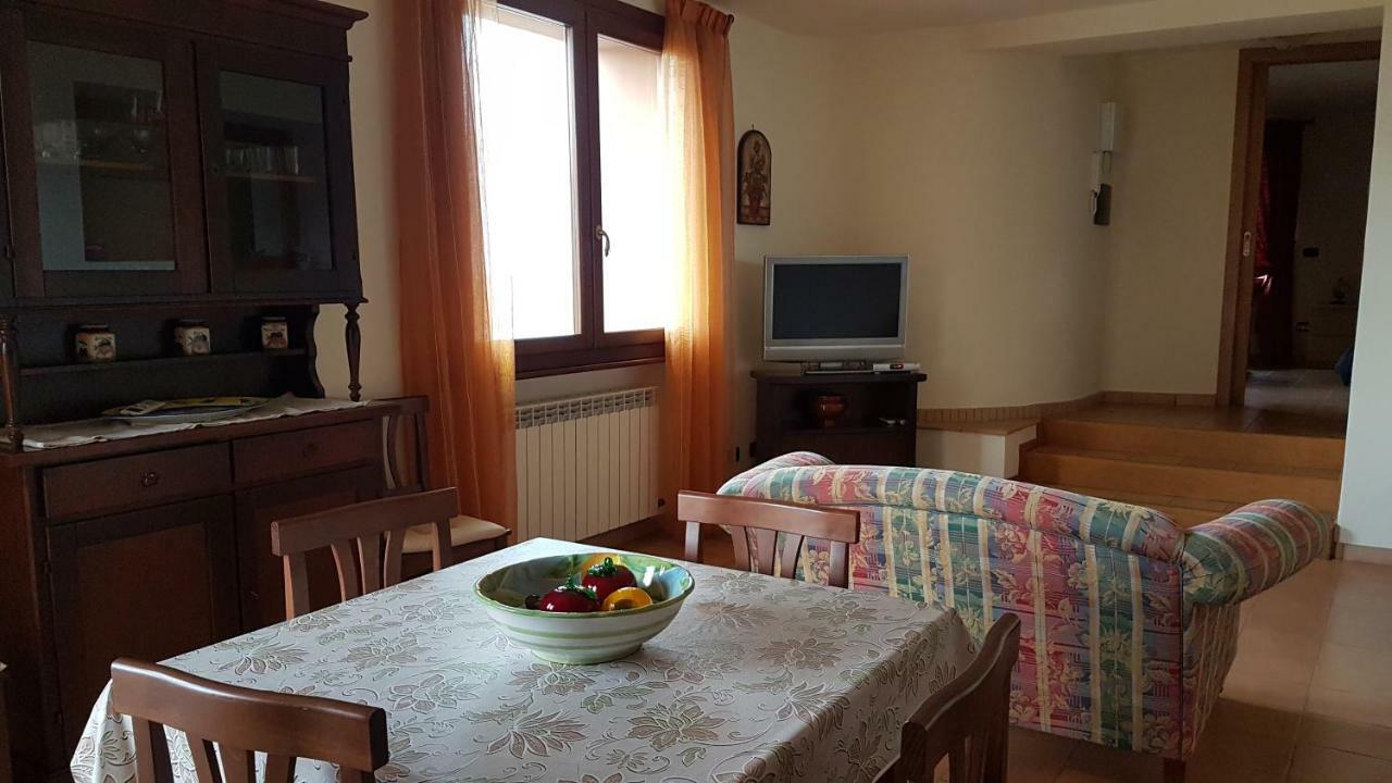 Apartament La Residenza Di Carolina Cassino Zewnętrze zdjęcie