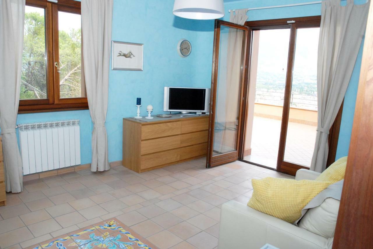 Apartament La Residenza Di Carolina Cassino Zewnętrze zdjęcie